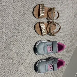 Gil’s toddler Sneakers and Sandals Set